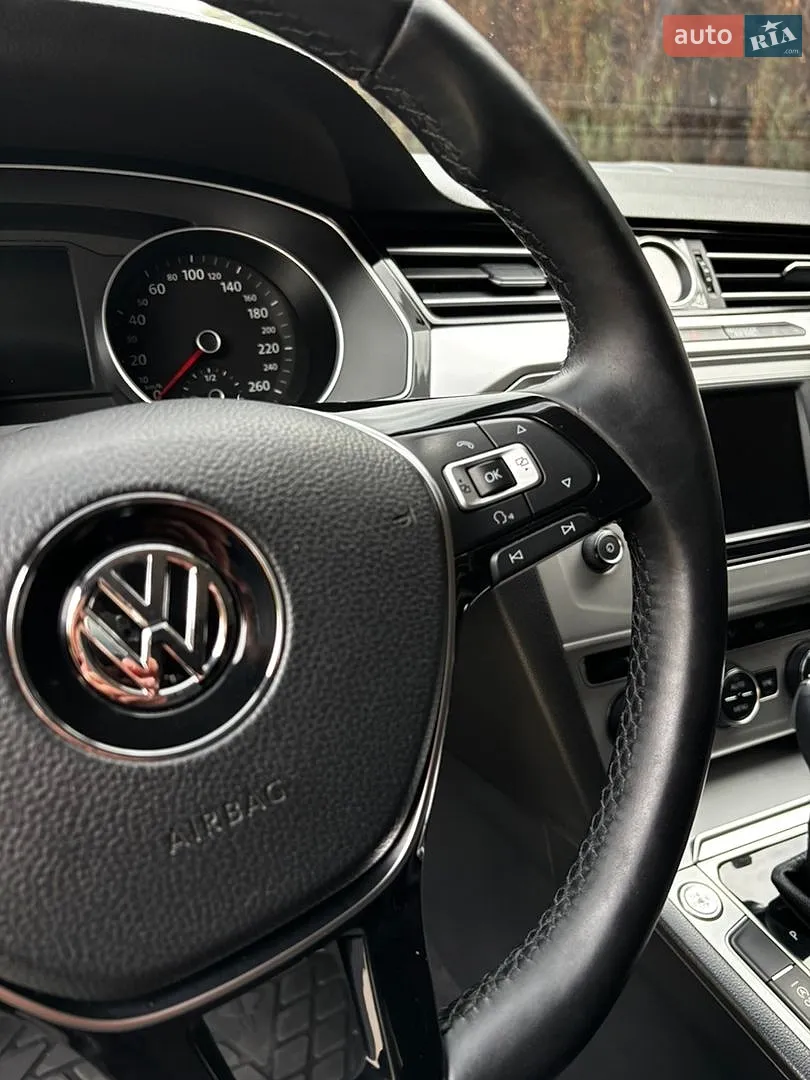 2015 Volkswagen Passat - мініатюра 23