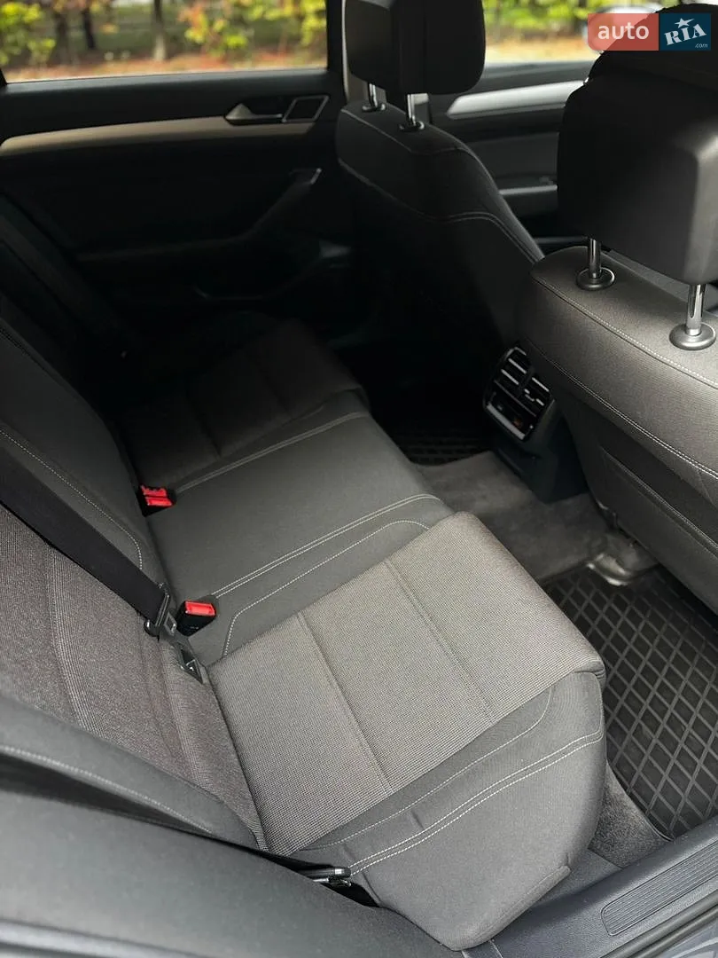 2015 Volkswagen Passat - мініатюра 31