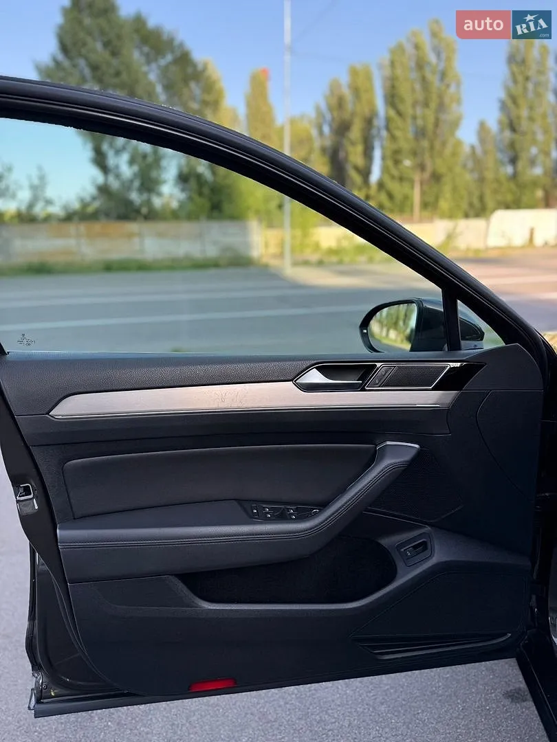 2016 Volkswagen Passat - мініатюра 20