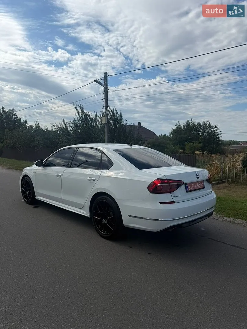 2017 Volkswagen Passat - мініатюра 9