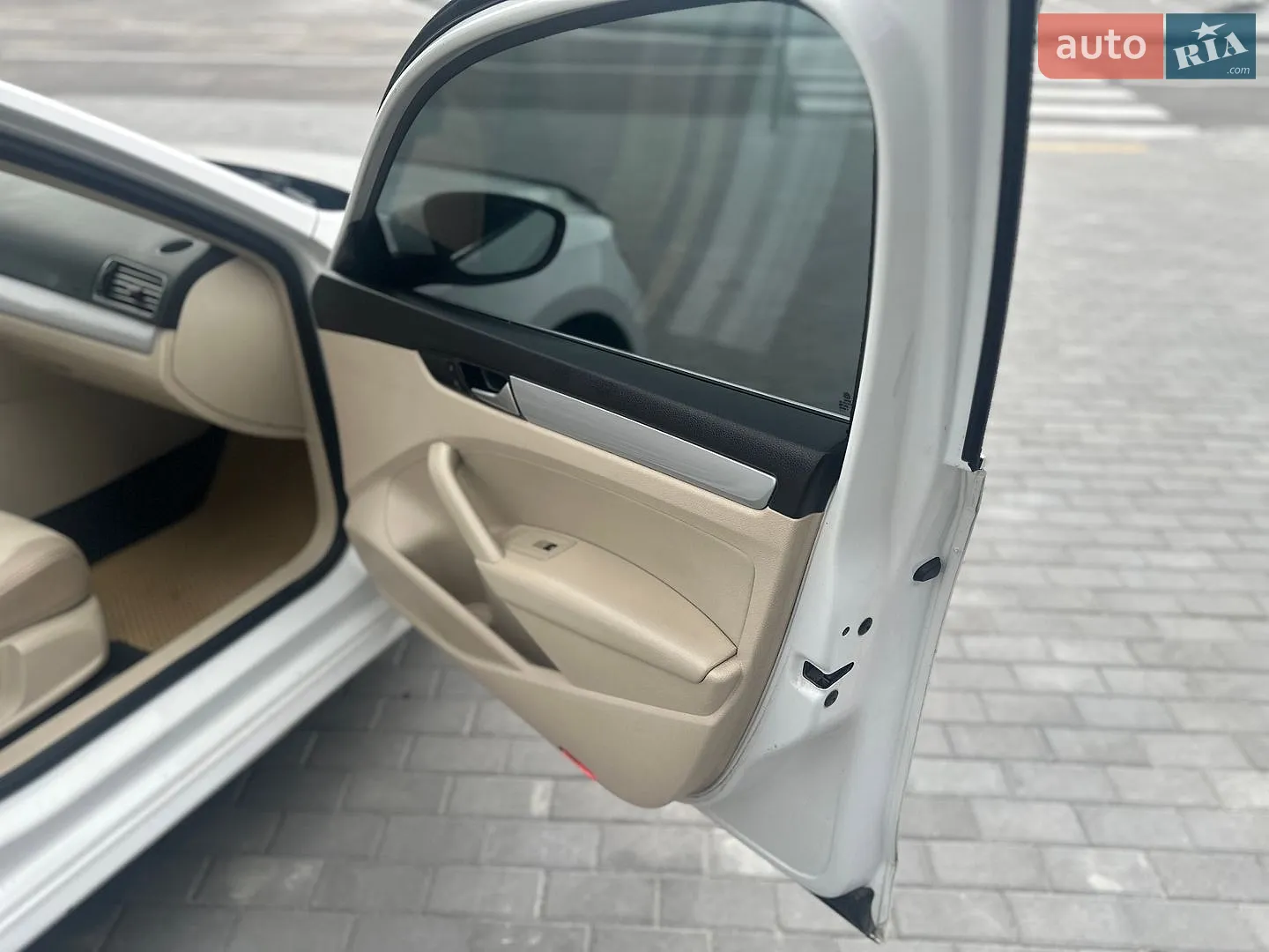 2012 Volkswagen Passat - мініатюра 31