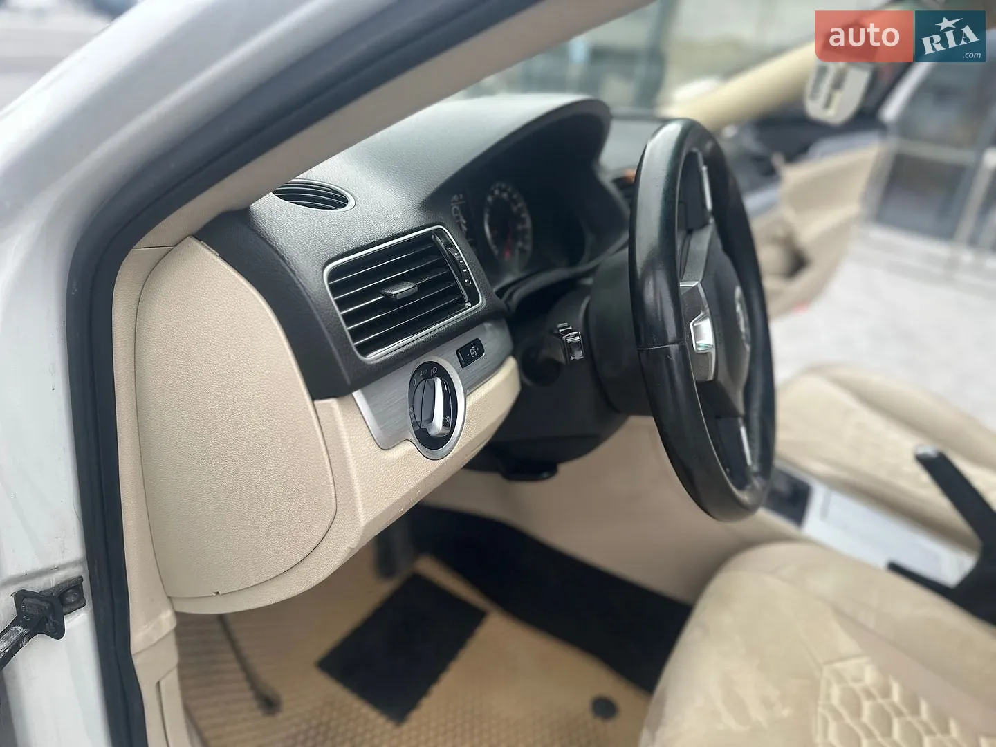 2012 Volkswagen Passat - мініатюра 42