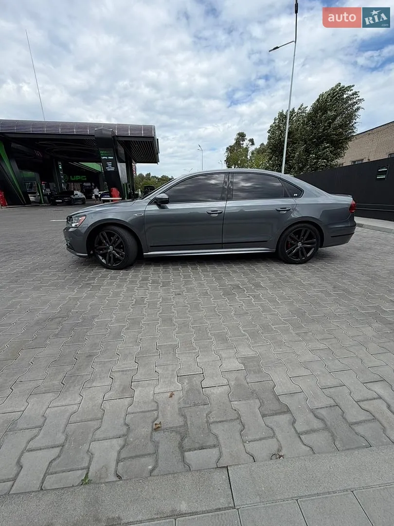 2016 Volkswagen Passat - мініатюра 4