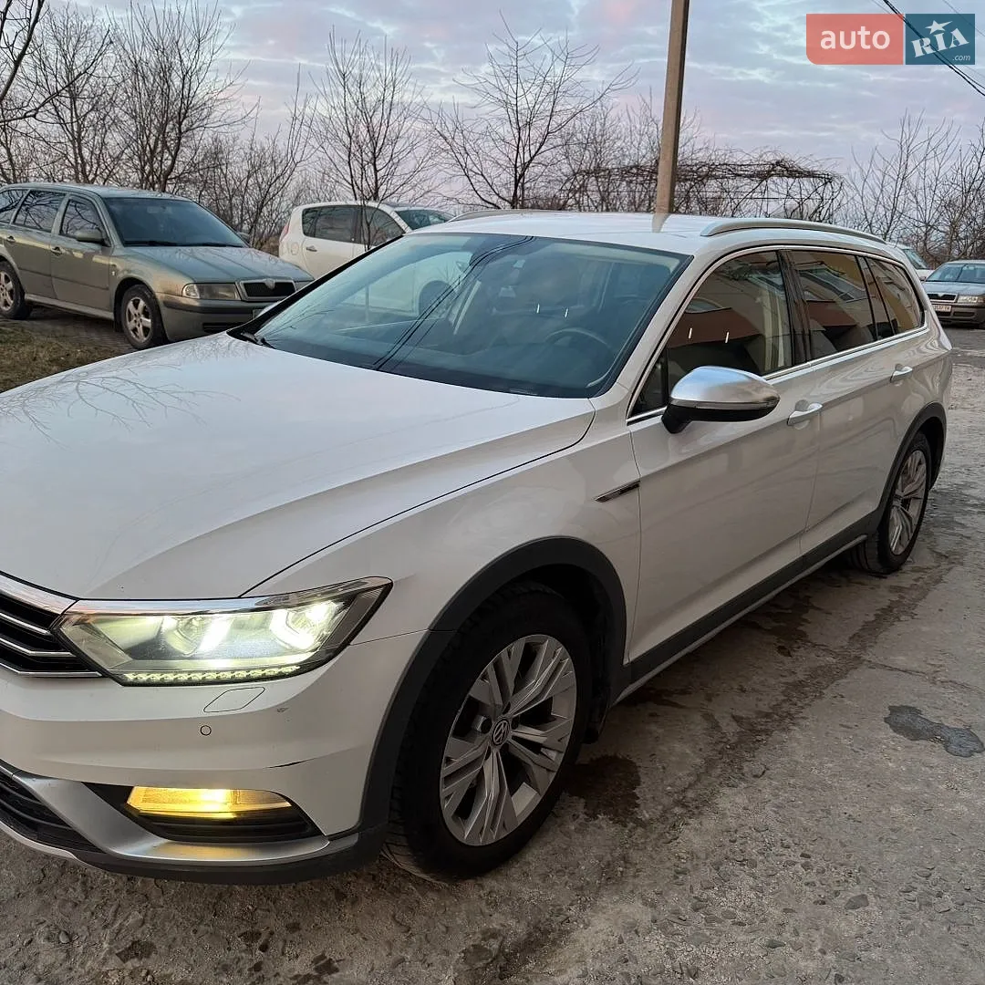 2018 Volkswagen Passat - мініатюра 2