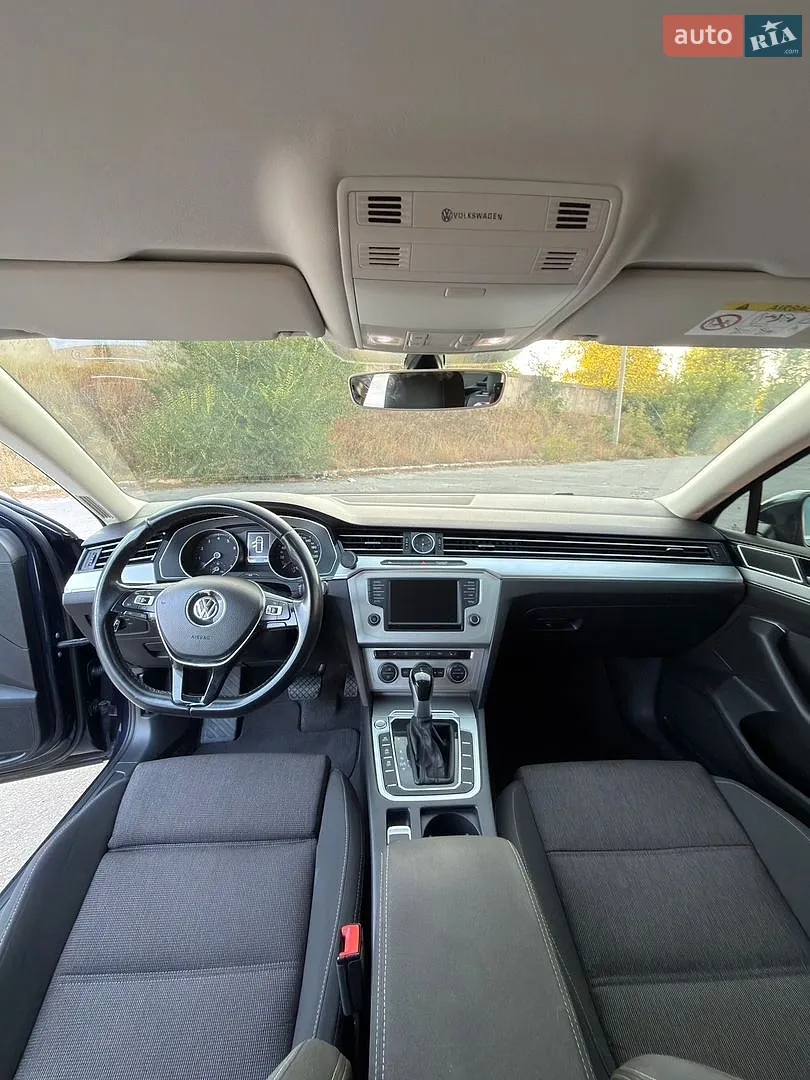 2015 Volkswagen Passat - мініатюра 18