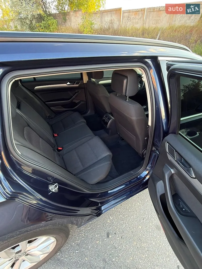 2015 Volkswagen Passat - мініатюра 19