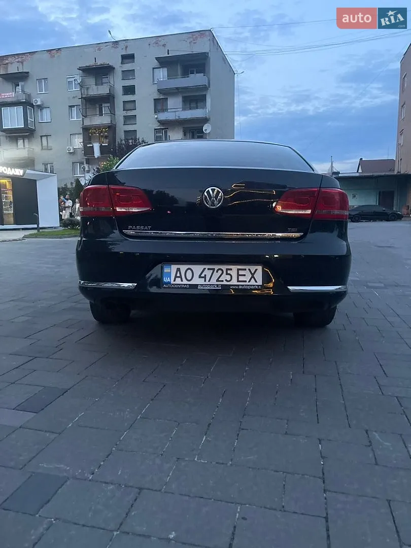 2012 Volkswagen Passat - мініатюра 8