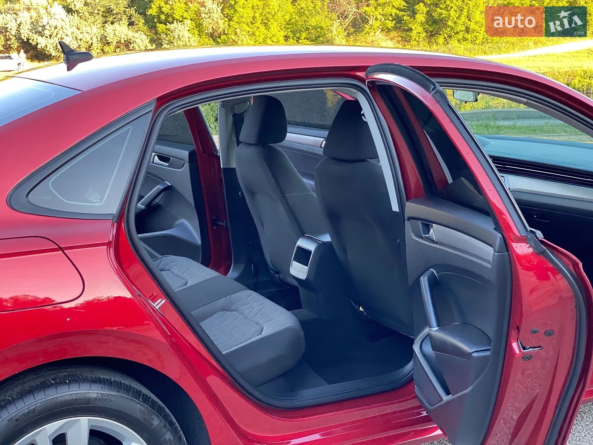 2021 Volkswagen Passat - мініатюра 21