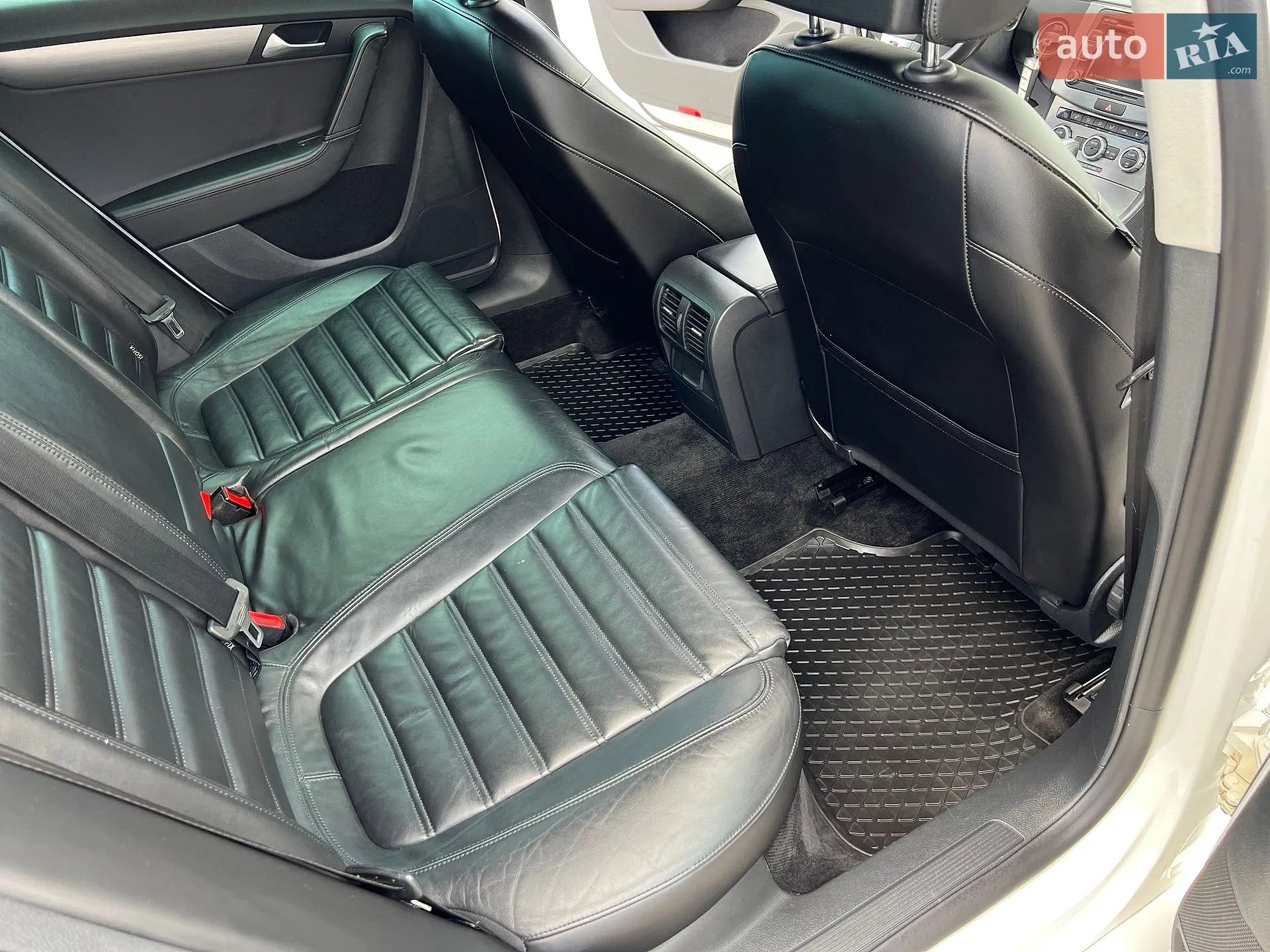 2014 Volkswagen Passat - мініатюра 91