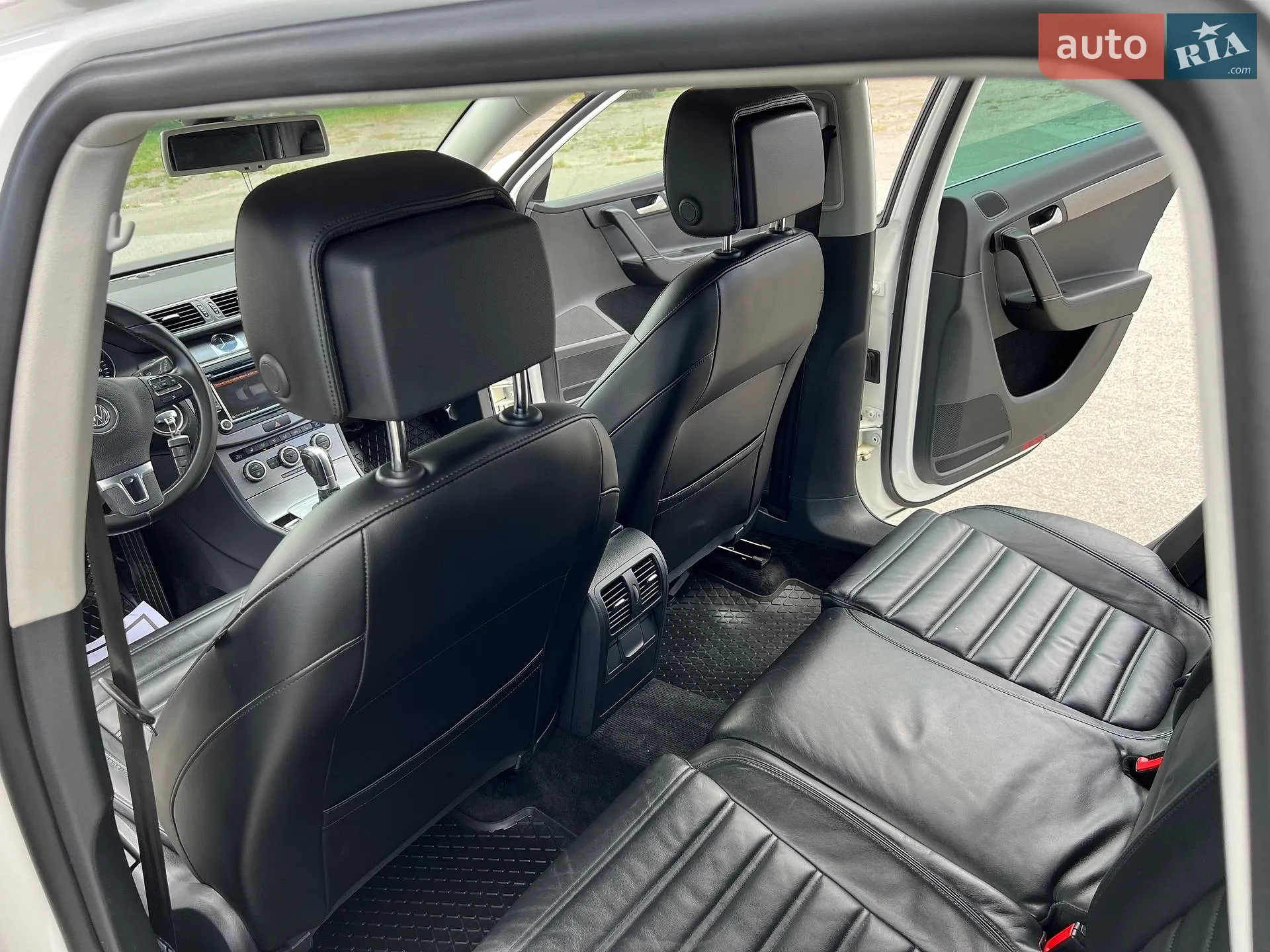 2014 Volkswagen Passat - мініатюра 101