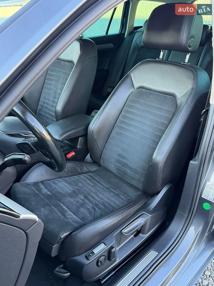 2017 Volkswagen Passat - мініатюра 20