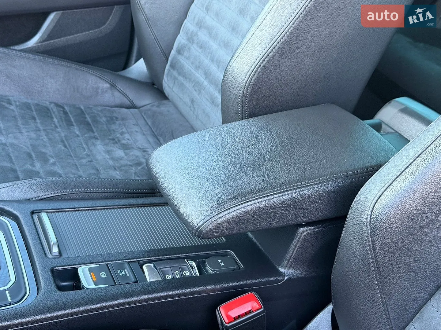 2017 Volkswagen Passat - мініатюра 24