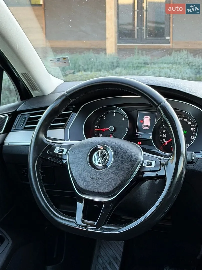 2017 Volkswagen Passat - мініатюра 39