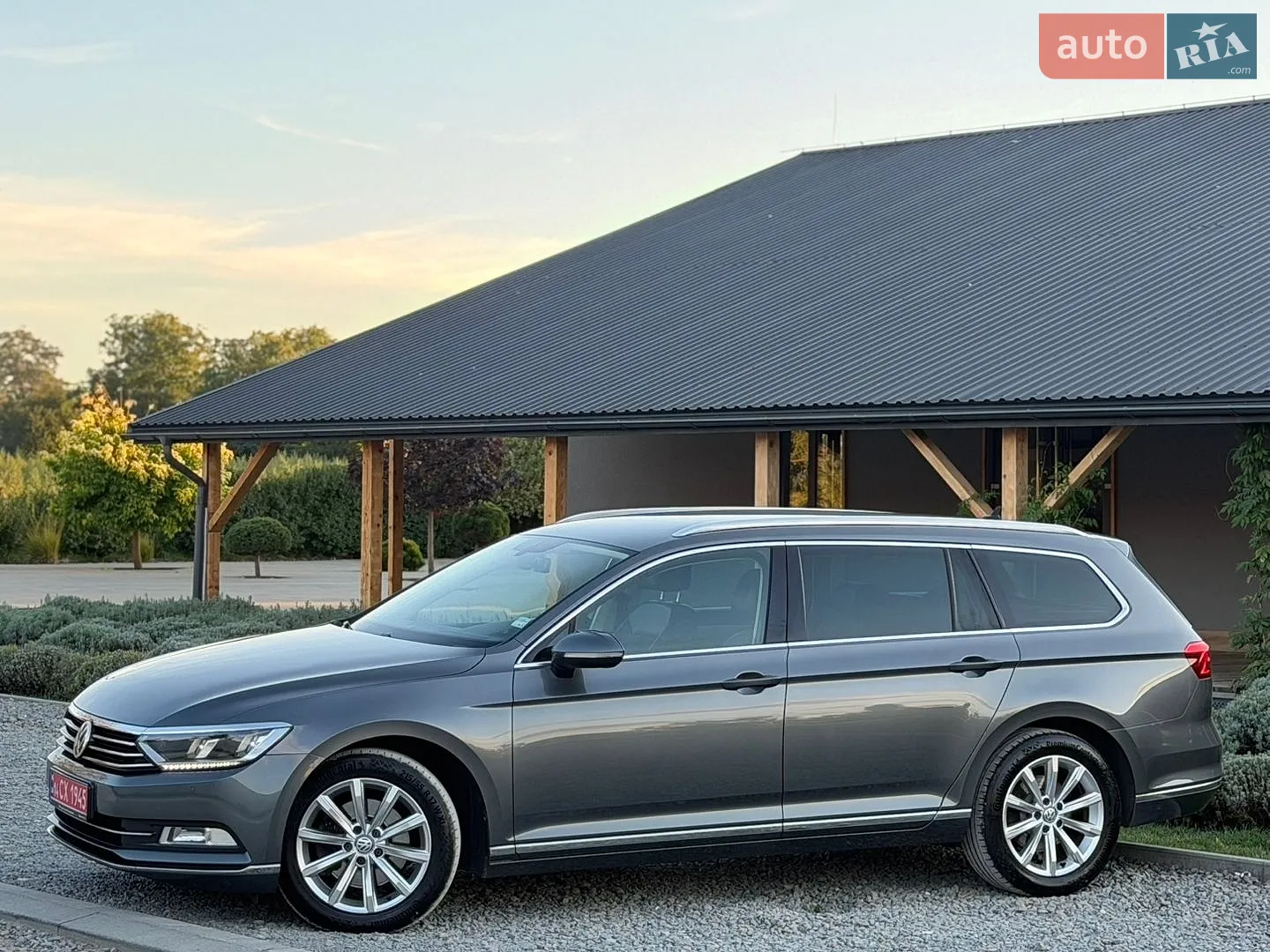2017 Volkswagen Passat - мініатюра 105