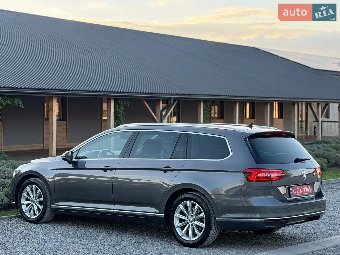 2017 Volkswagen Passat - мініатюра 145