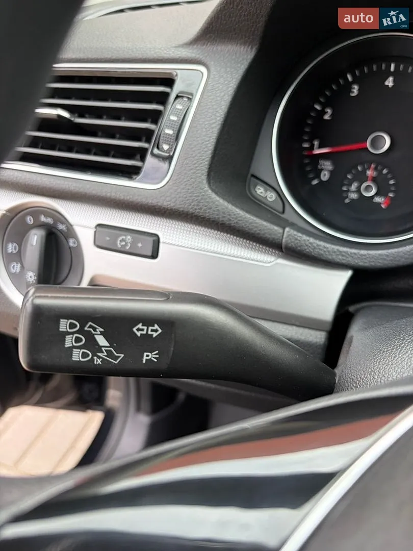 2016 Volkswagen Passat - мініатюра 51