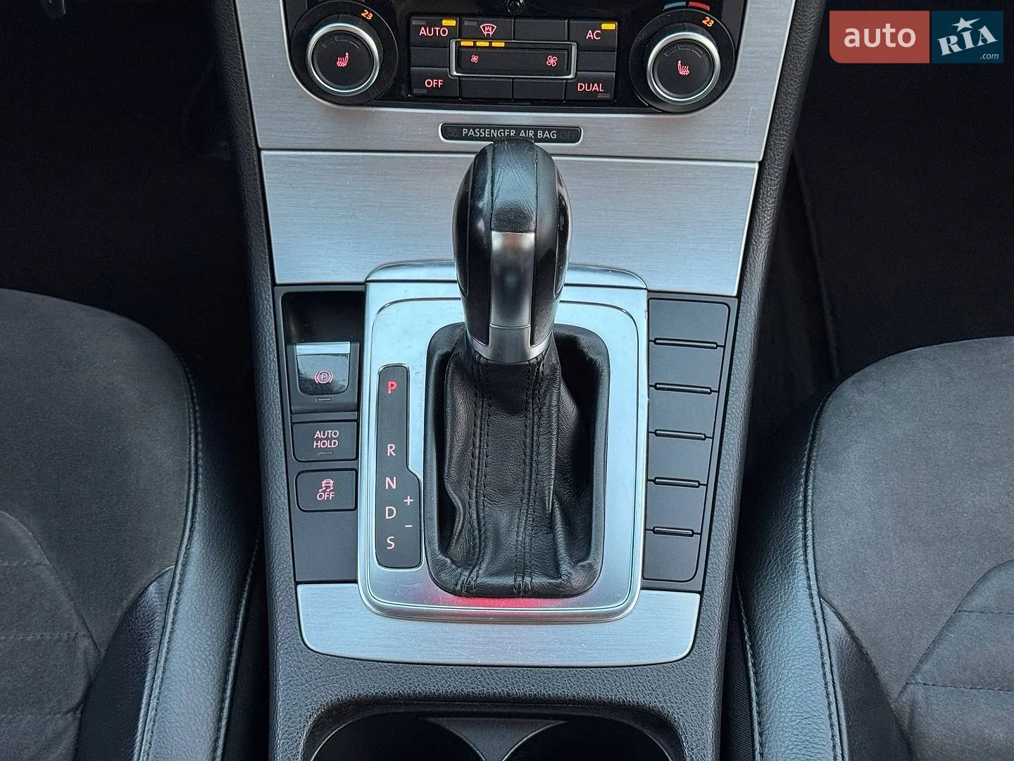 2011 Volkswagen Passat - мініатюра 44