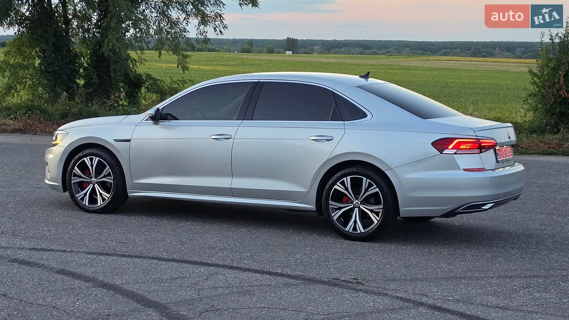 2021 Volkswagen Passat - мініатюра 9
