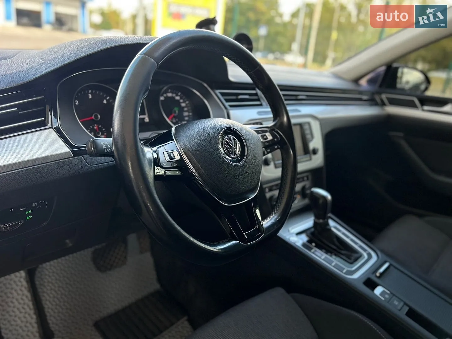 2015 Volkswagen Passat - мініатюра 11