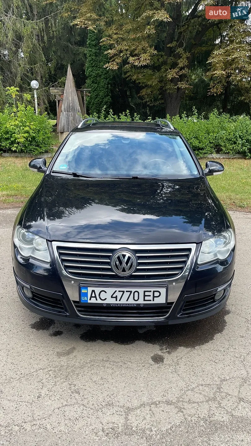 2010 Volkswagen Passat - мініатюра 8