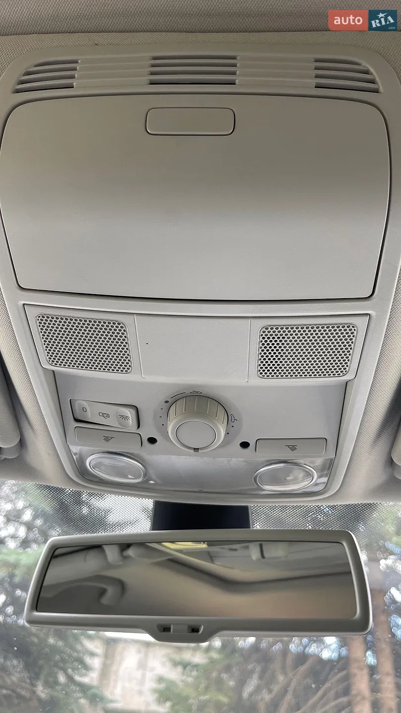 2010 Volkswagen Passat - мініатюра 17