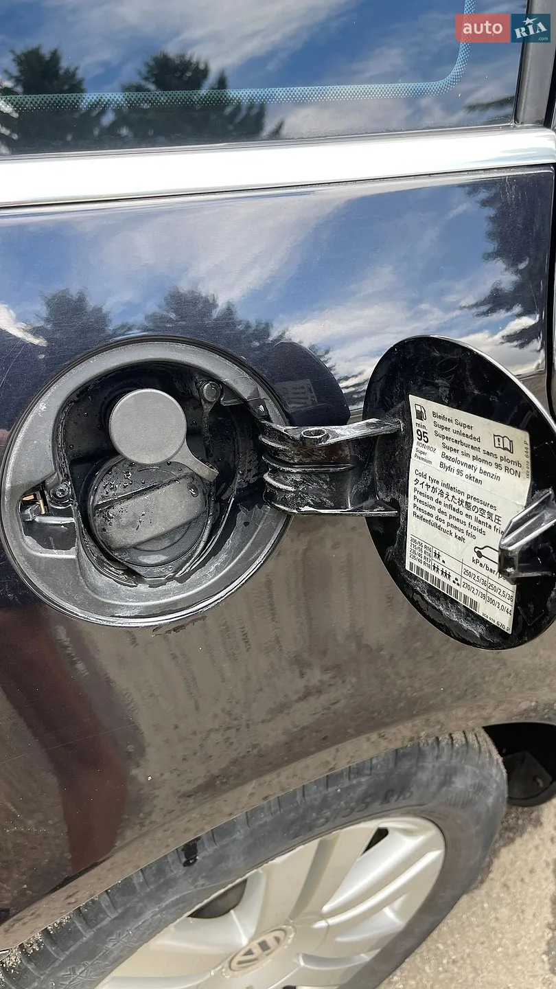2010 Volkswagen Passat - мініатюра 24