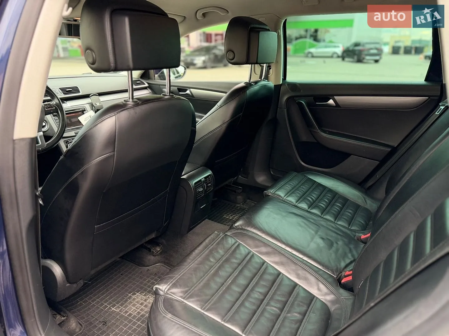 2011 Volkswagen Passat - мініатюра 16