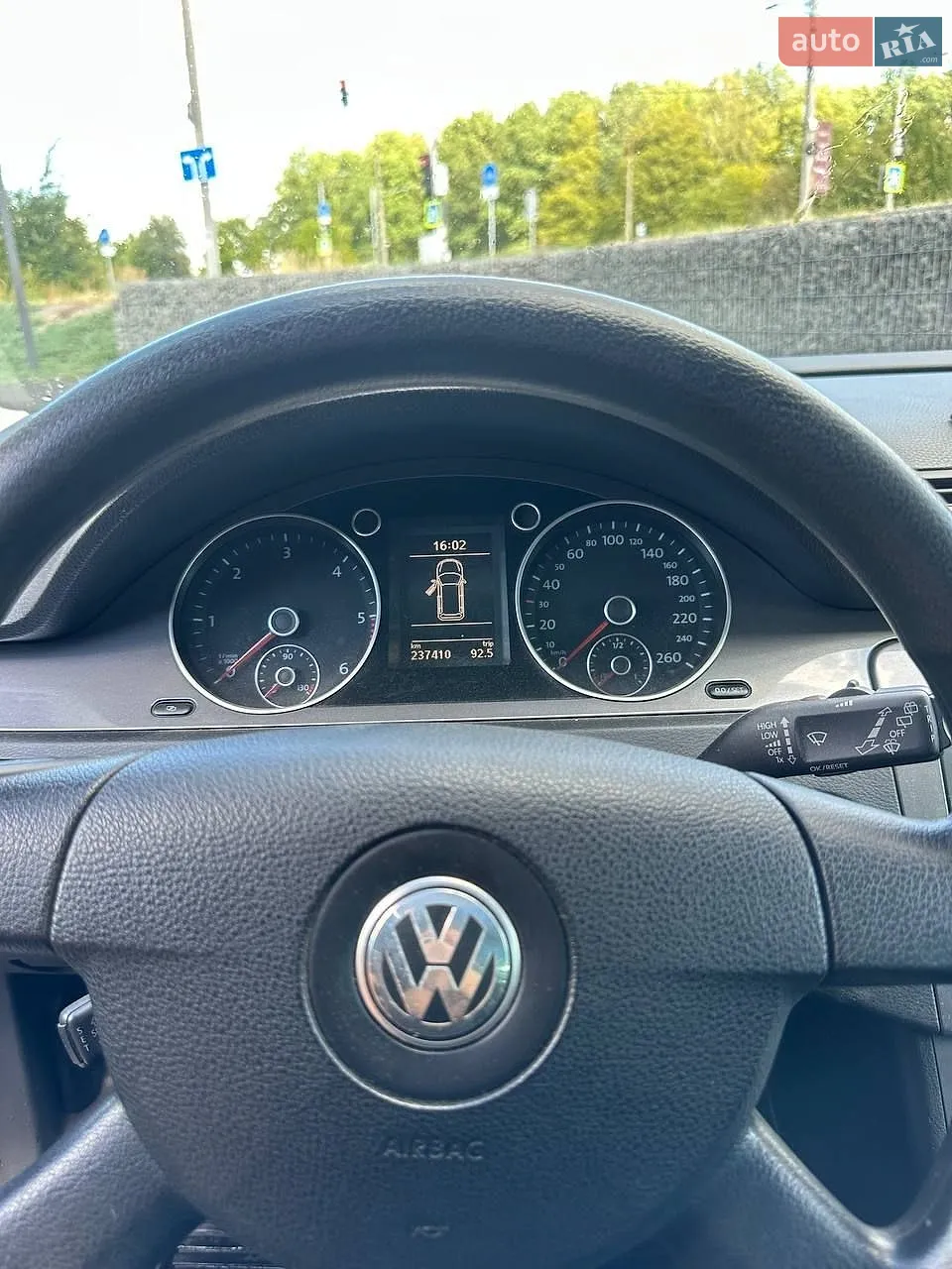 2010 Volkswagen Passat - мініатюра 16