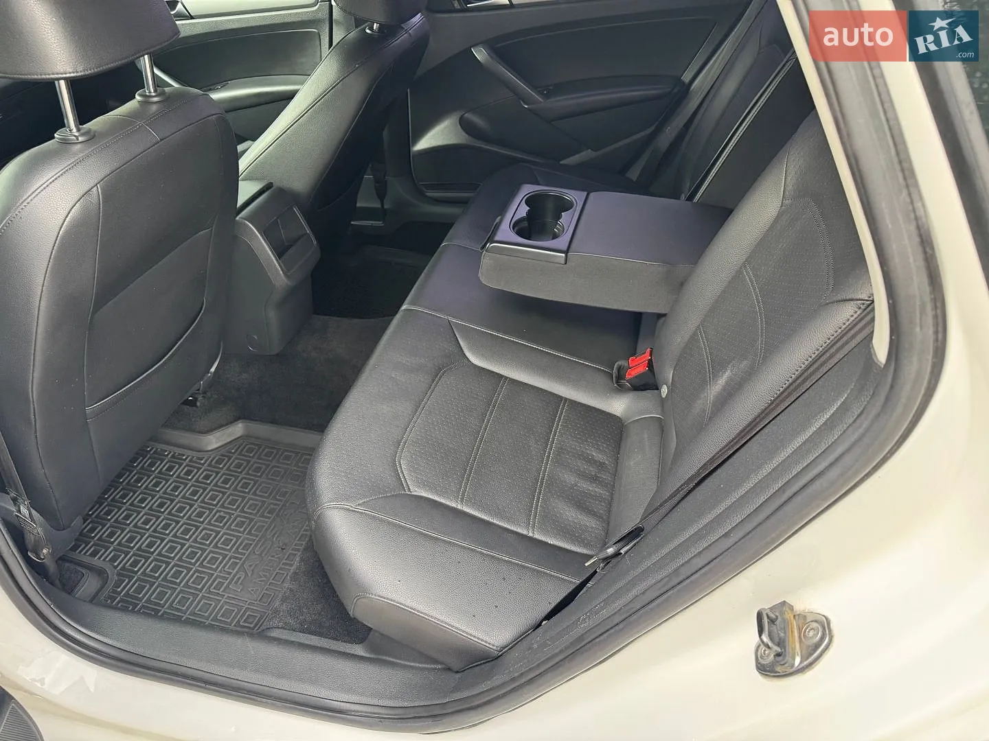 2013 Volkswagen Passat - мініатюра 22