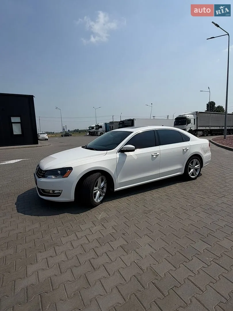 2013 Volkswagen Passat - мініатюра 2