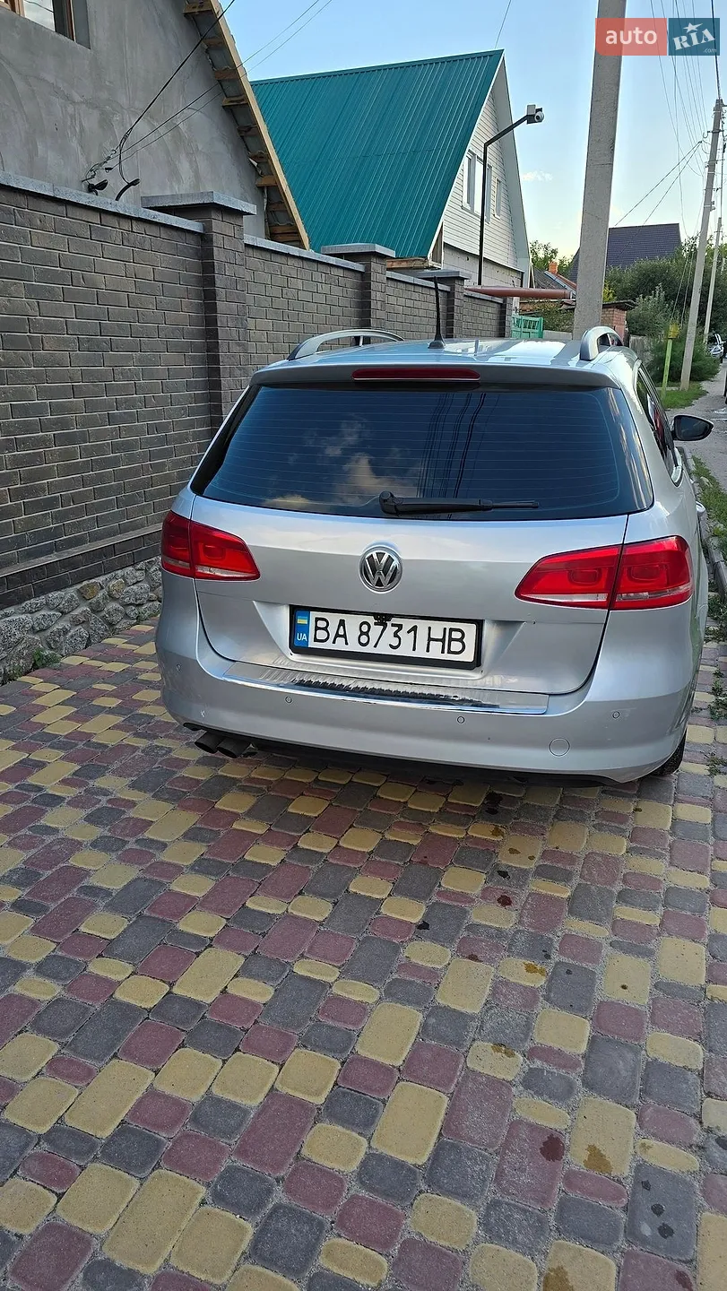 2011 Volkswagen Passat - мініатюра 10