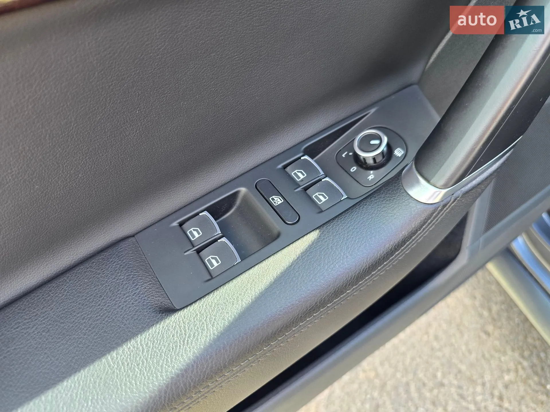 2011 Volkswagen Passat - мініатюра 22