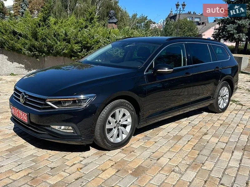Volkswagen Passat 2022