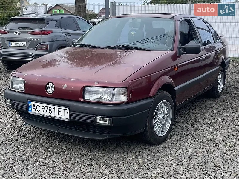Volkswagen Passat 1992