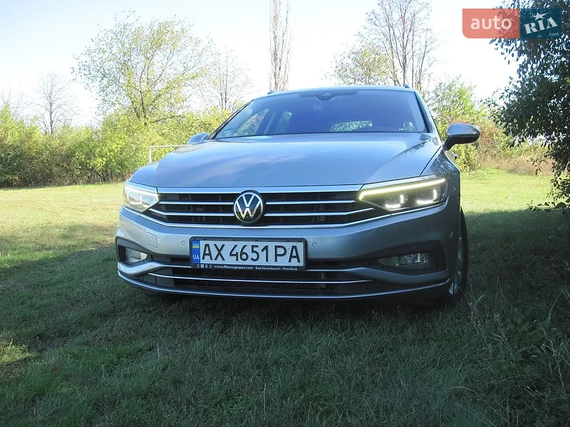 Volkswagen Passat 2022