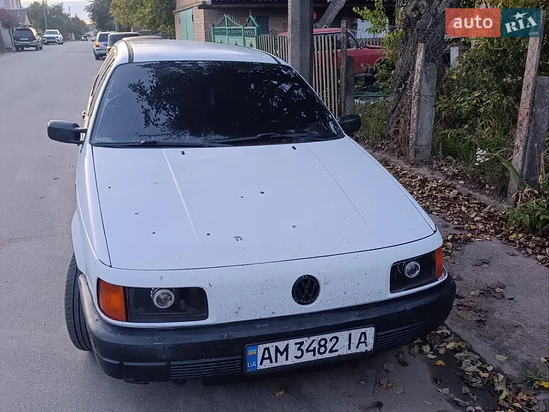 Volkswagen Passat 1992