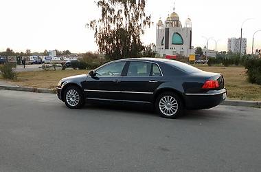 Седан Volkswagen Phaeton 2005 в Києві