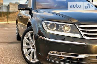 Седан Volkswagen Phaeton 2012 в Киеве