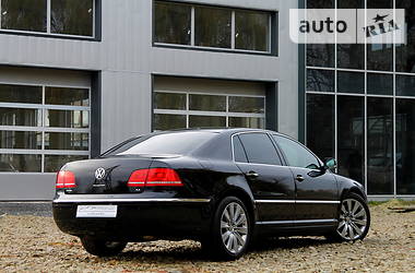 Седан Volkswagen Phaeton 2011 в Трускавце