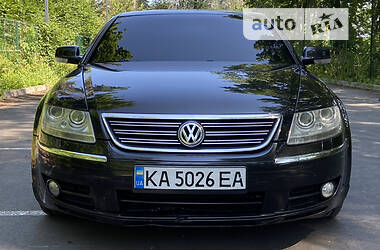 Седан Volkswagen Phaeton 2004 в Умани