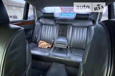 Седан Volkswagen Phaeton 2010 в Ивано-Франковске