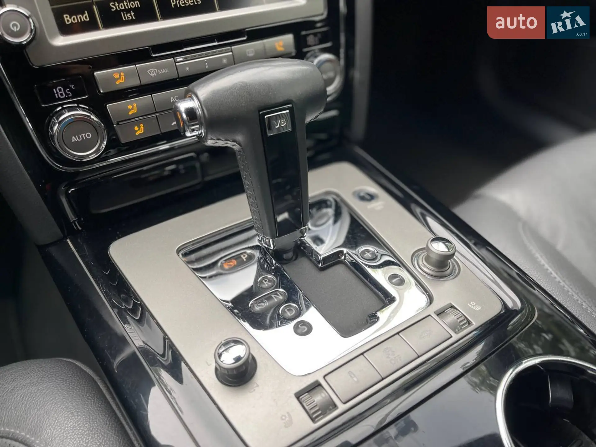 2011 Volkswagen Phaeton - мініатюра 24