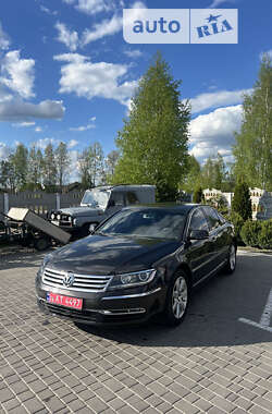 Седан Volkswagen Phaeton 2011 в Житомирі