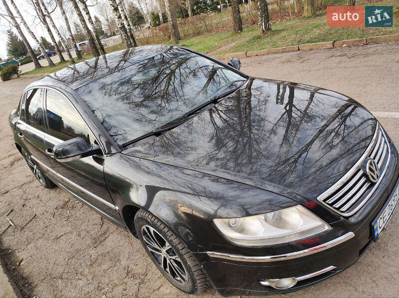 Седан Volkswagen Phaeton 2009 в Черновцах