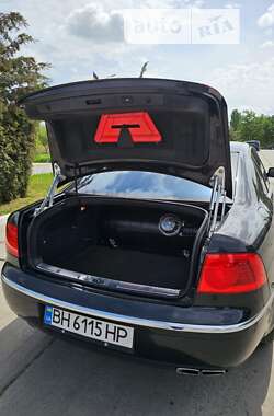 Седан Volkswagen Phaeton 2004 в Измаиле