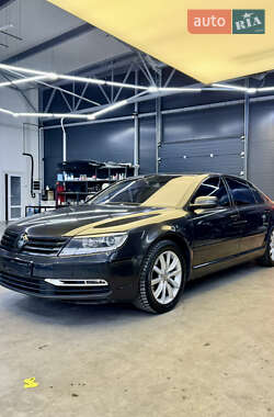 Седан Volkswagen Phaeton 2010 в Чернівцях