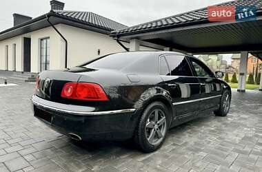 Седан Volkswagen Phaeton 2006 в Чернівцях