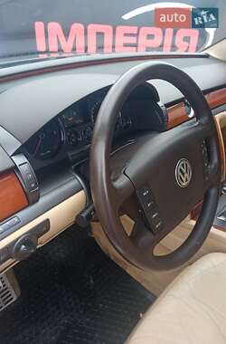 Седан Volkswagen Phaeton 2004 в Києві