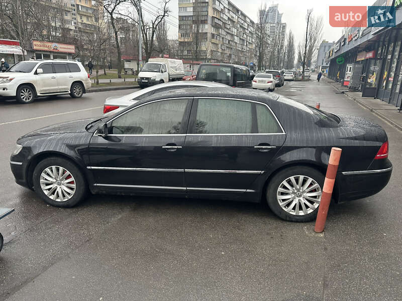 Седан Volkswagen Phaeton 2011 в Киеве