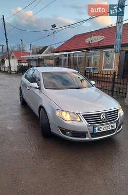 Седан Volkswagen Phaeton 2005 в Первомайске